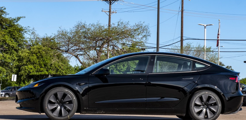 Tesla Model 3 2024