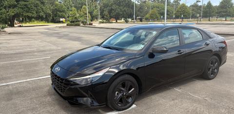 Hyundai Elantra 2023