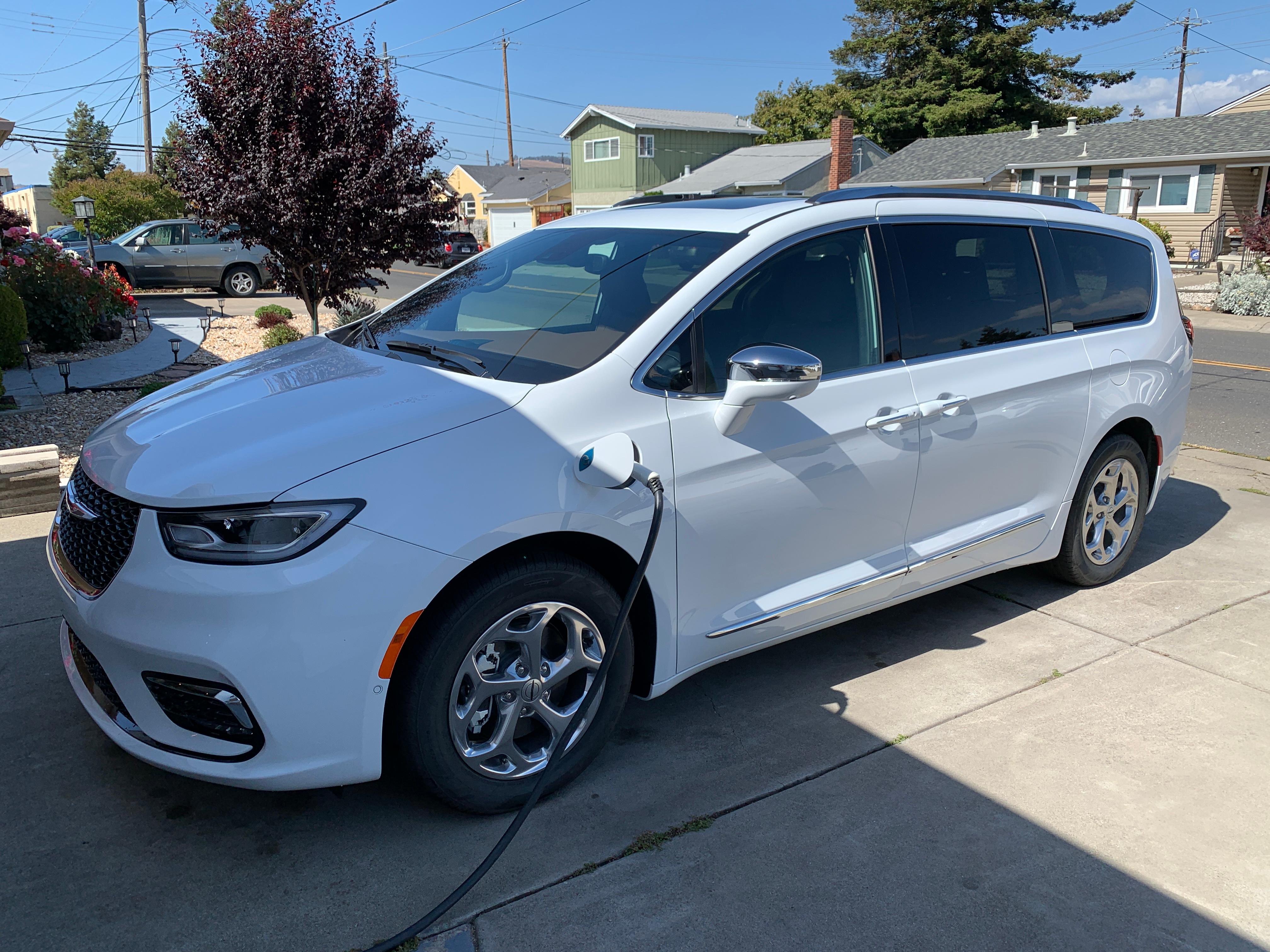 Chrysler Pacifica 2021 in San Leandro, CA