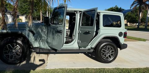 Jeep Wrangler 2024