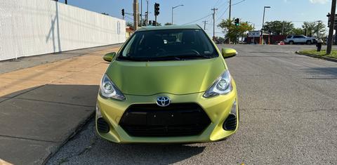 Toyota Prius c 2016