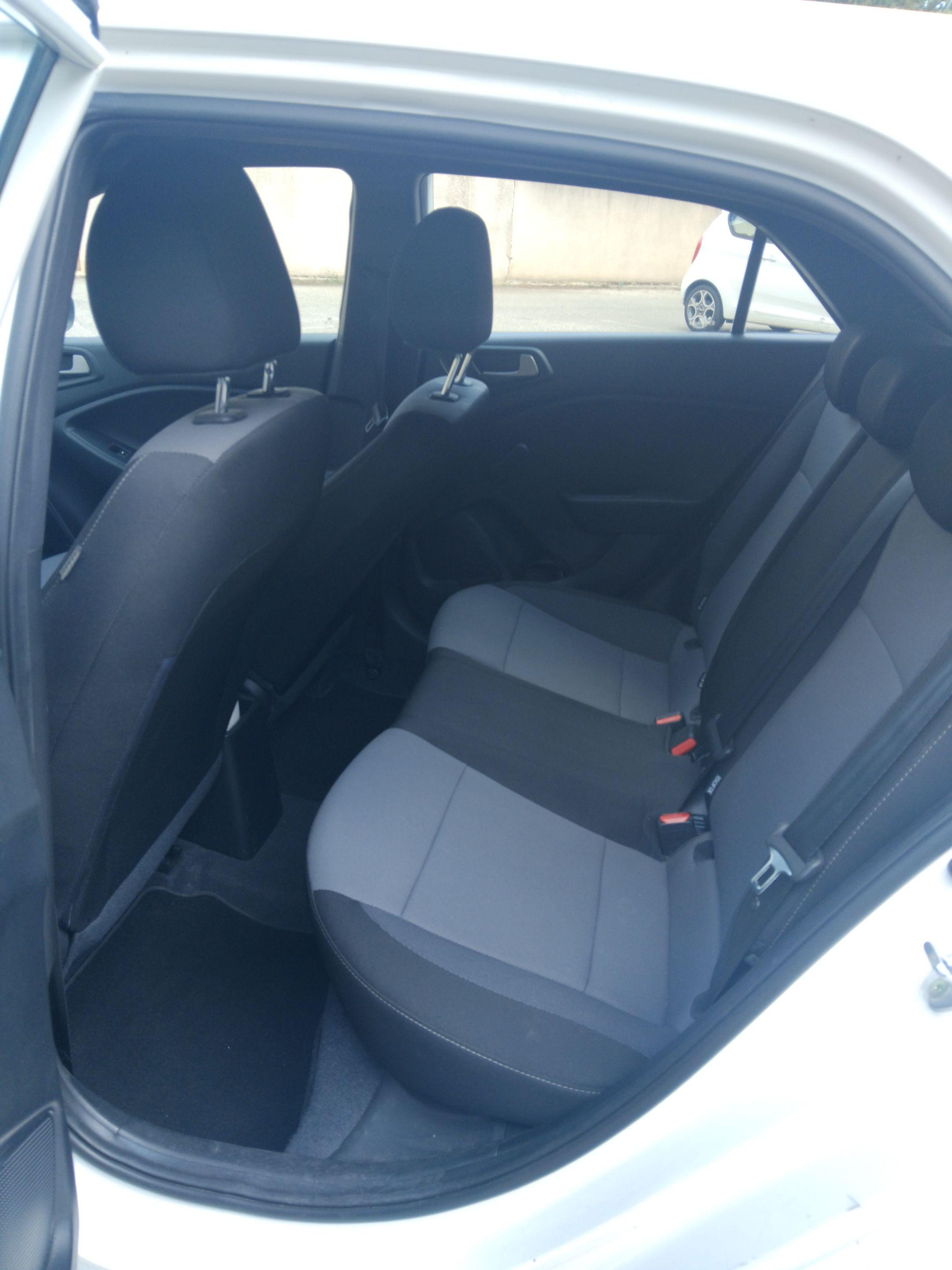hyundai trajet isofix