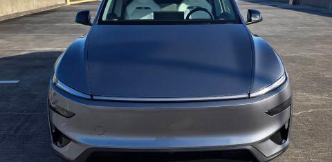 Tesla Model Y 2026