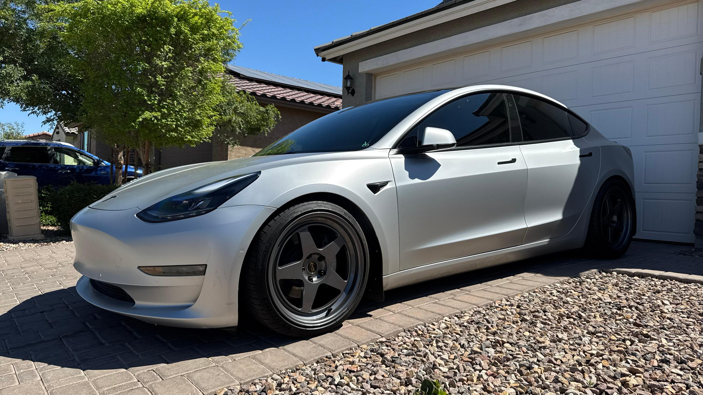 Tesla Model 3 2022 in Surprise, AZ