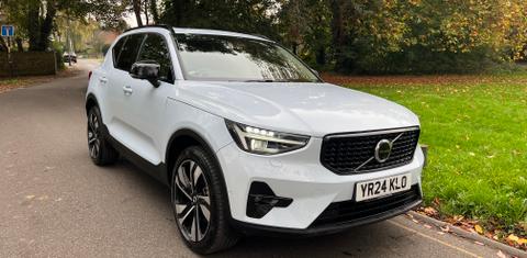 Volvo XC40 2024
