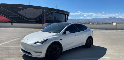 Tesla Model Y 2023