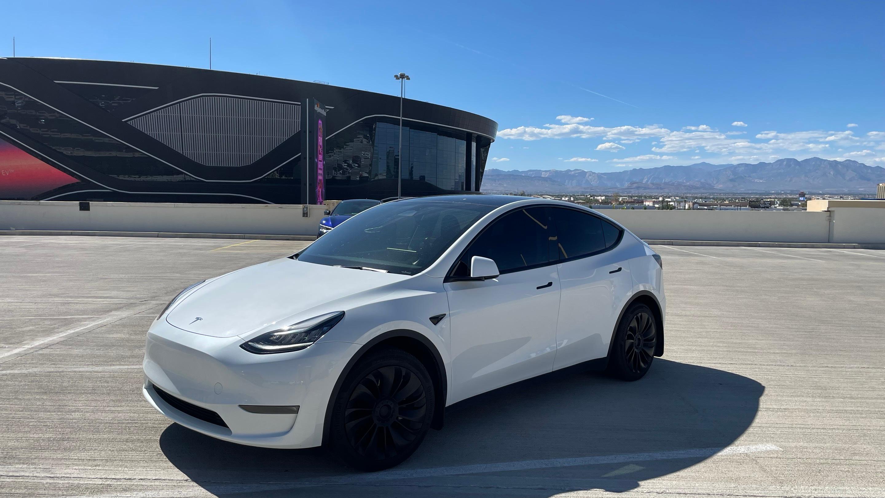 Tesla Model Y 2023 in 