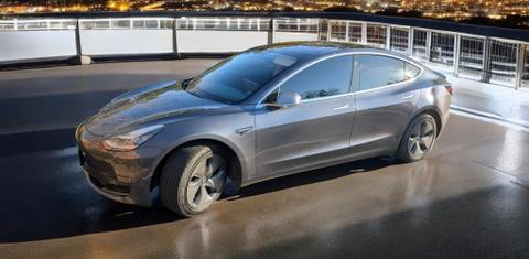 Tesla Model 3 2019