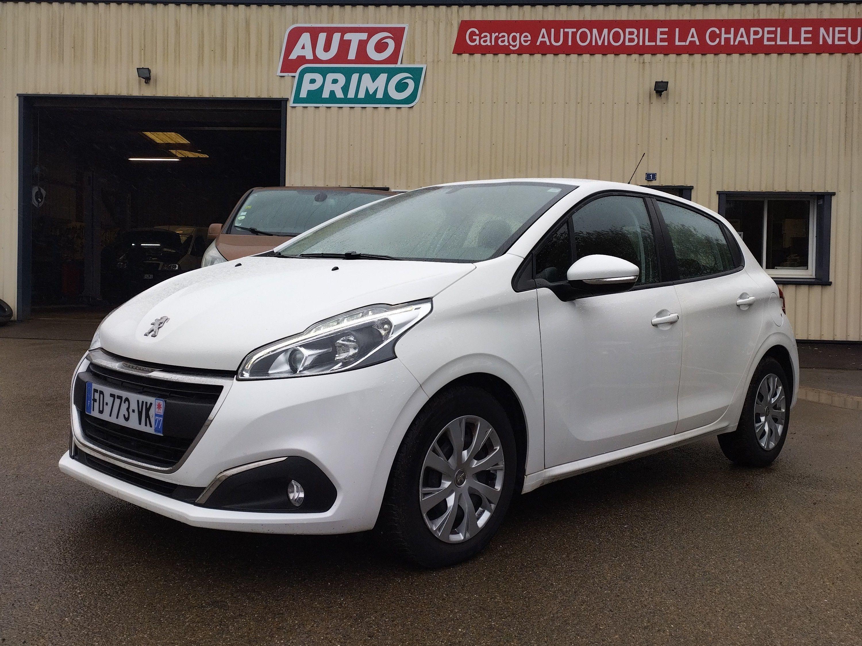 Peugeot 208 2019 à Baud