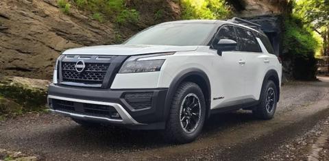 Nissan Pathfinder 2025
