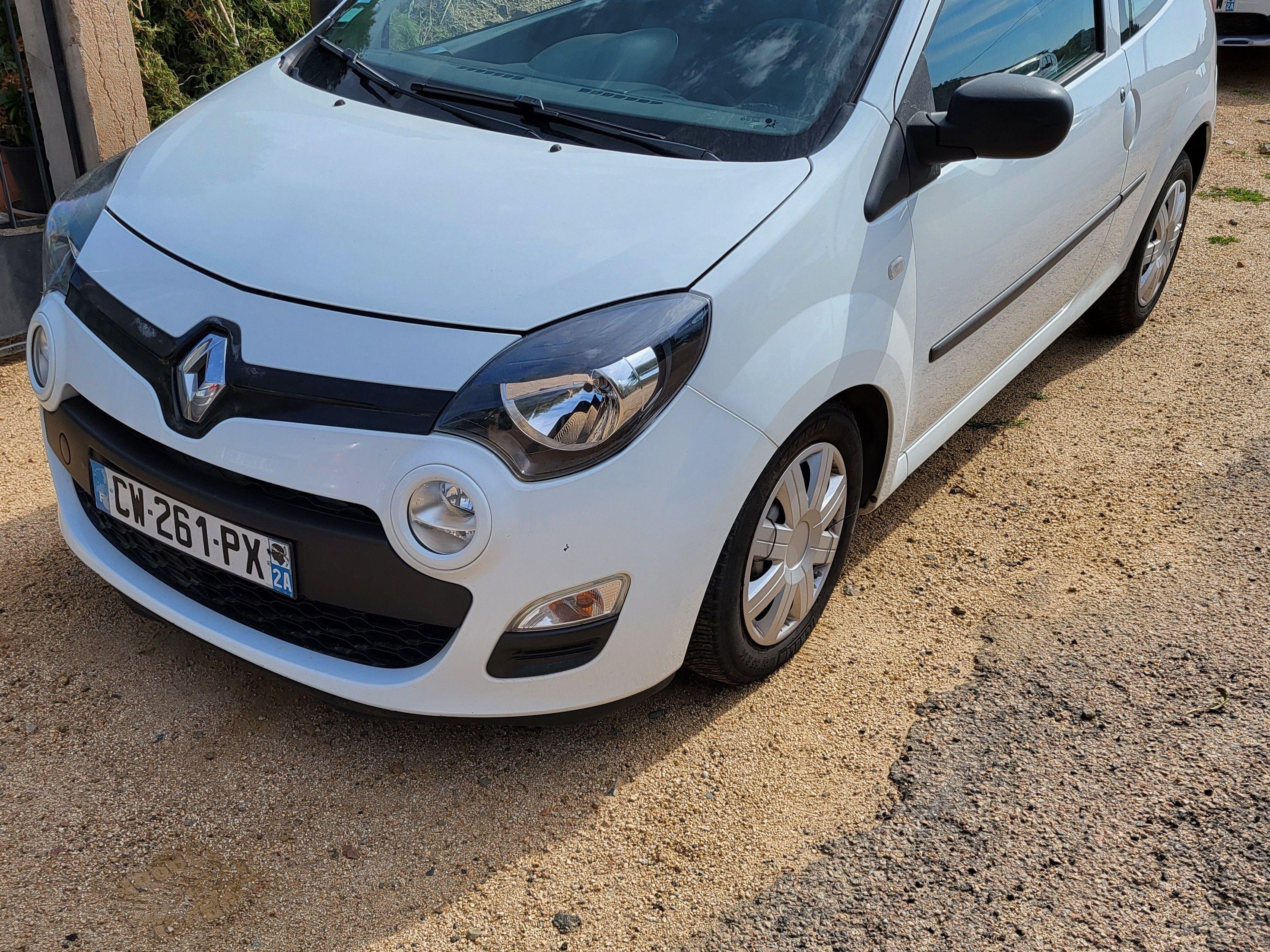 Renault TWINGO SOCIETE 2013 in Pianottoli-Caldarello