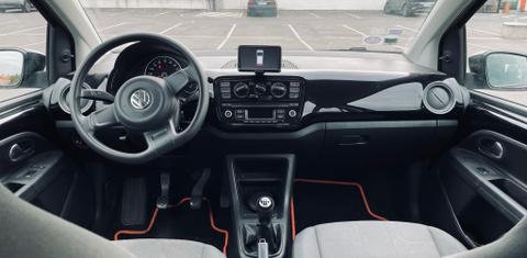 Volkswagen UP 2013