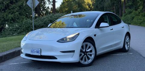 Tesla Model 3 2022