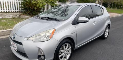 Toyota Prius c 2012