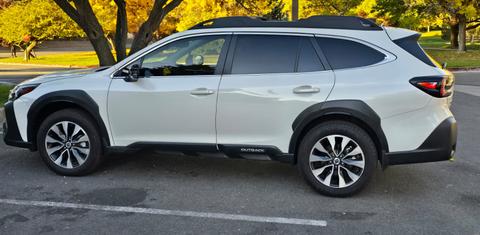 Subaru Outback 2025