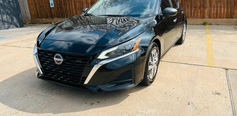 Nissan Altima 2024