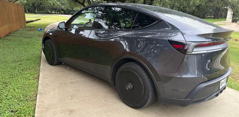 Tesla Model Y 2026