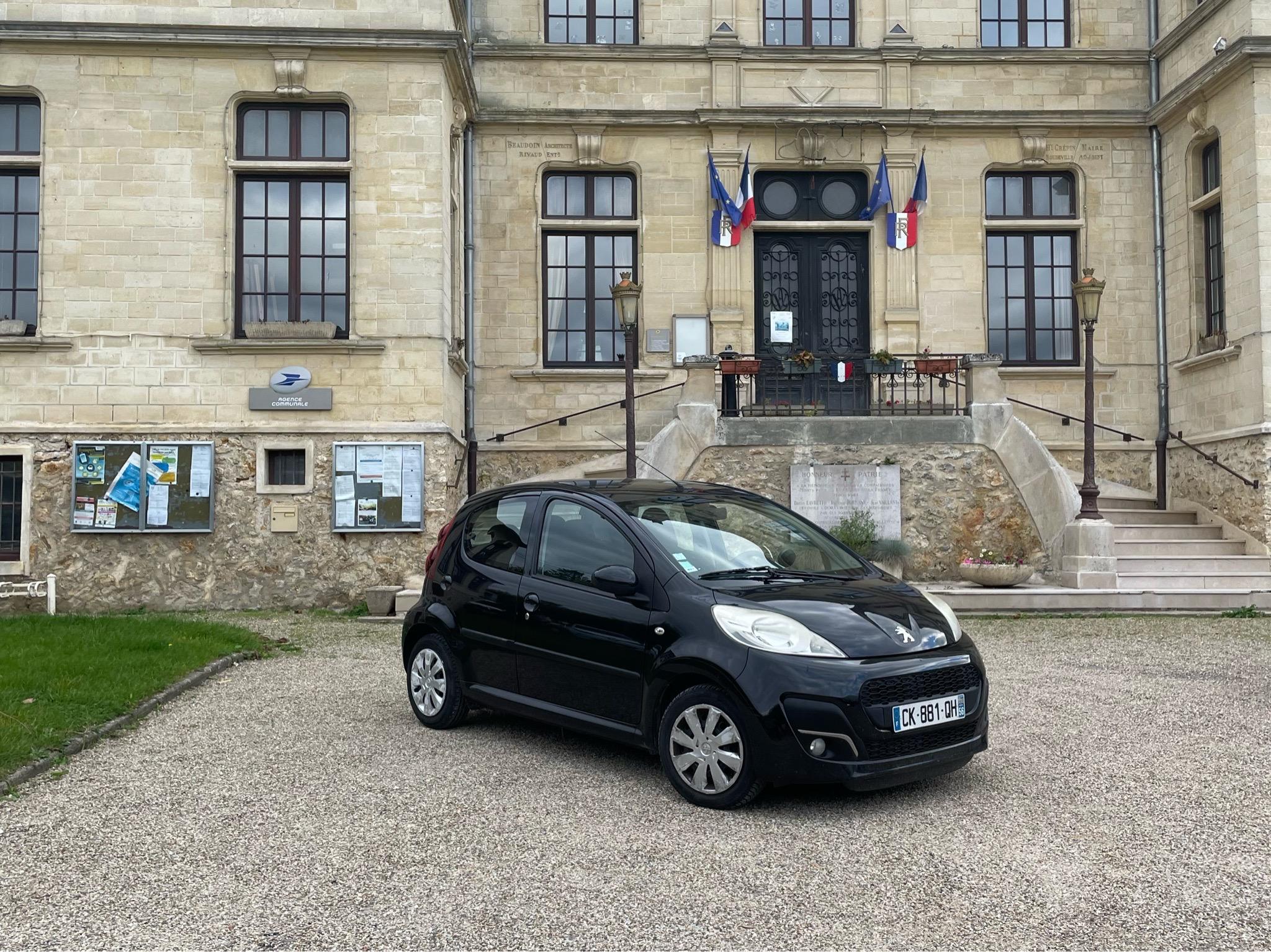 Peugeot 107 2012 à Frépillon