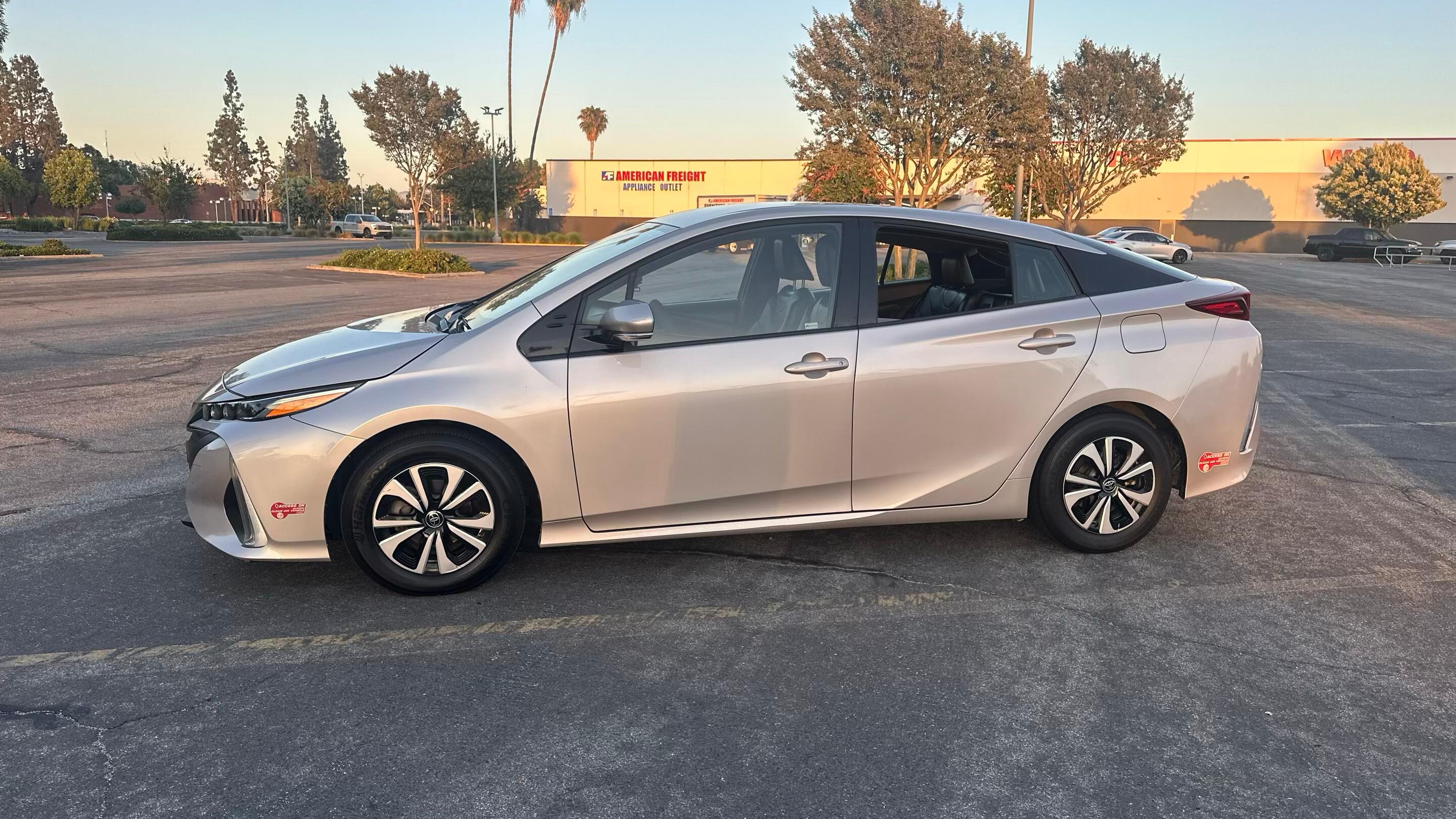 Toyota Prius Prime 2017 in Ontario, CA