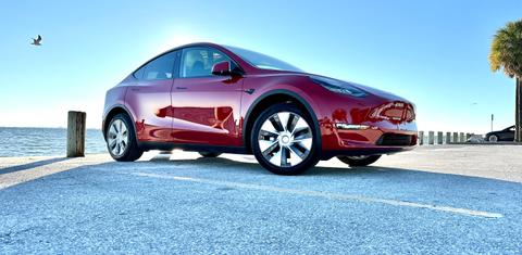Tesla Model Y 2023