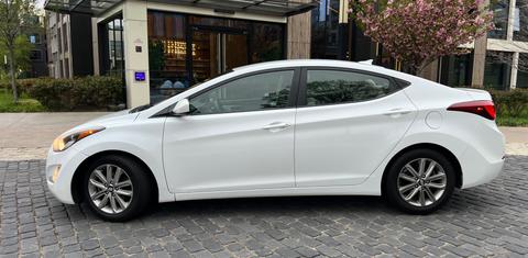 Hyundai Elantra 2016