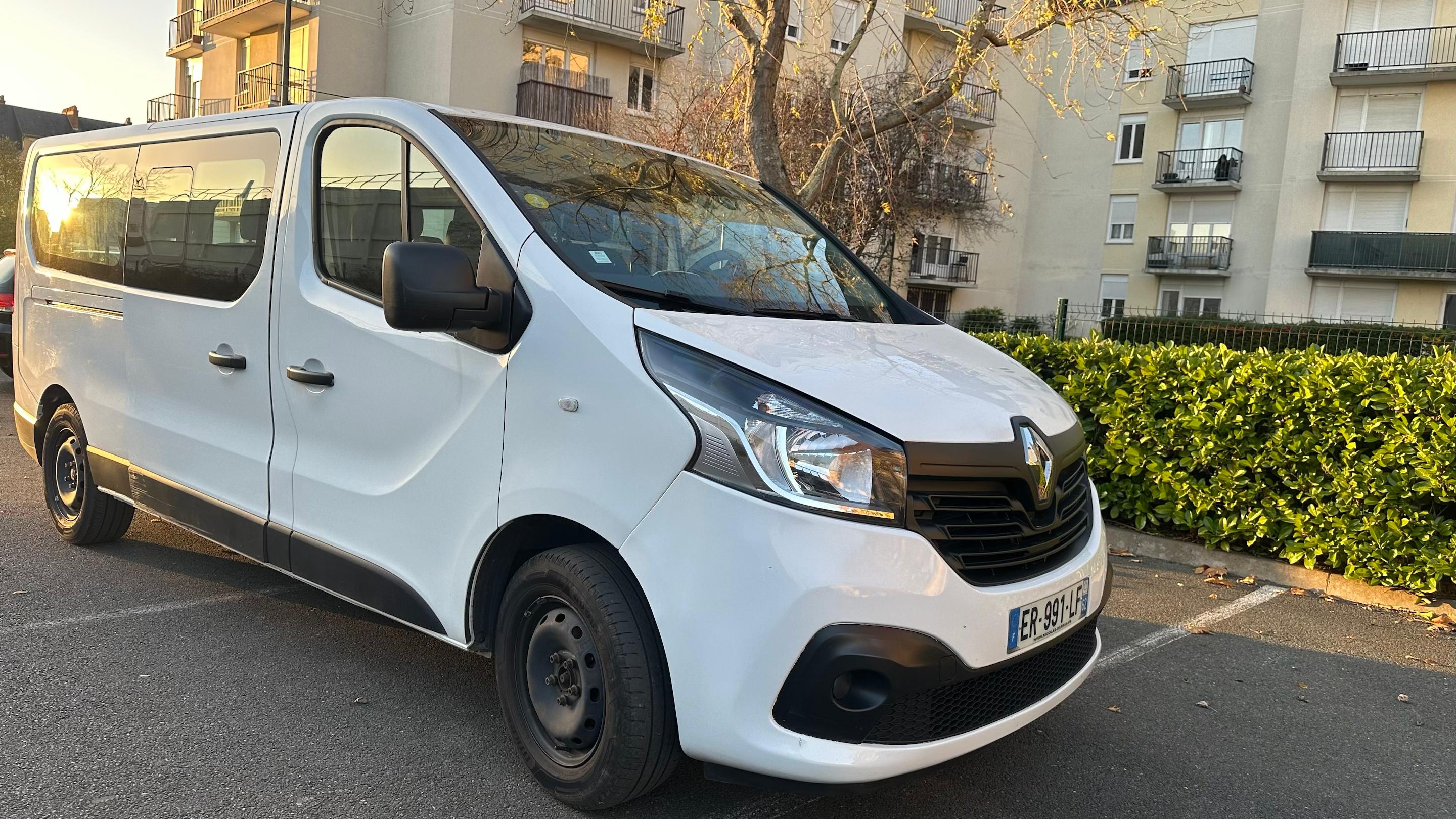 Renault TRAFIC III 2017 à Pontoise