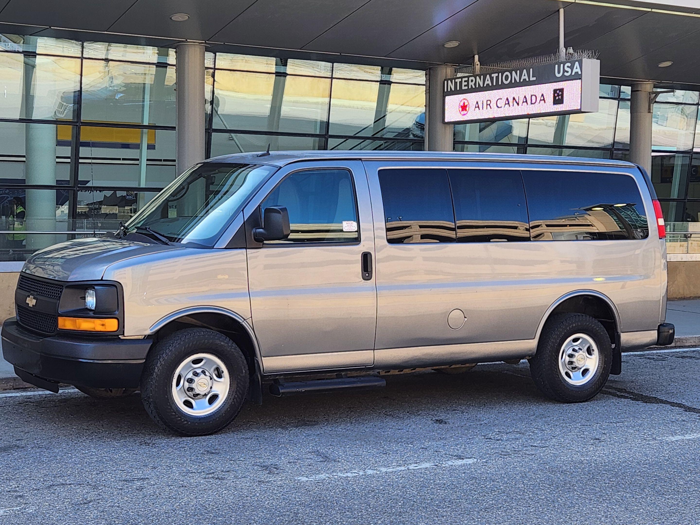 Chevrolet Express 2013 à Chestermere, AB