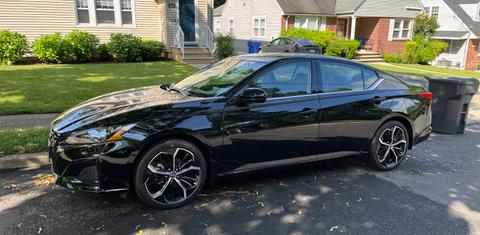 Nissan Altima 2024
