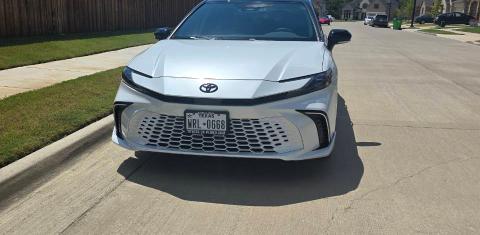 Toyota Camry Hybrid 2025