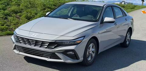 Hyundai Elantra 2025