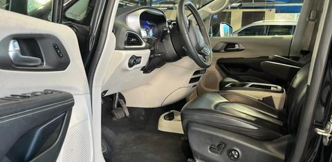 Chrysler Pacifica 2023
