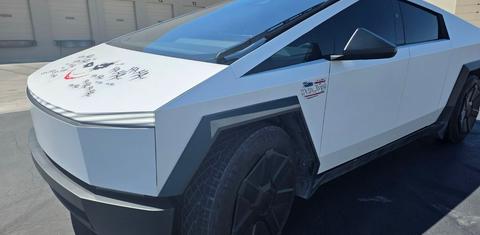 Tesla Cybertruck 2024