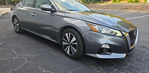Nissan Altima 2019