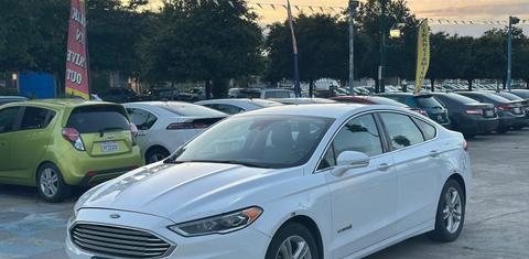 Ford Fusion Hybrid 2018