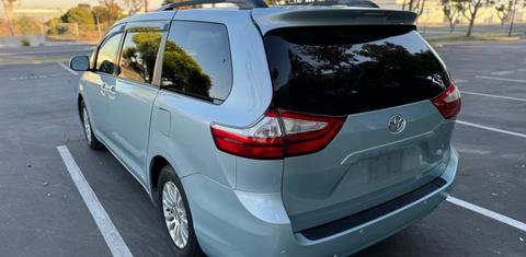 Toyota Sienna 2017