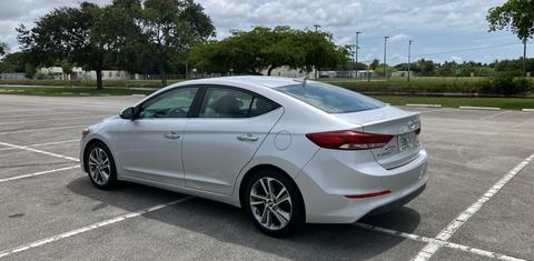 Hyundai Elantra 2017