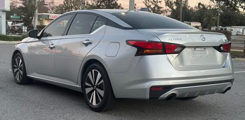 Nissan Altima 2020