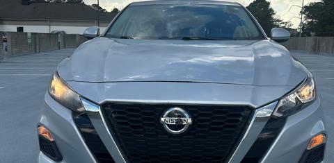 Nissan Altima 2020