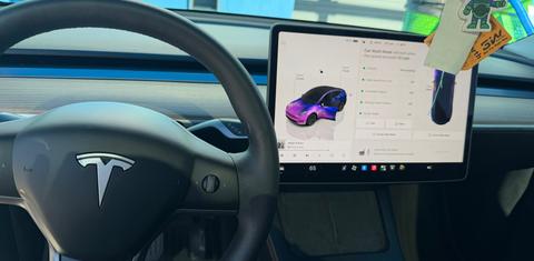 Tesla Model Y 2025