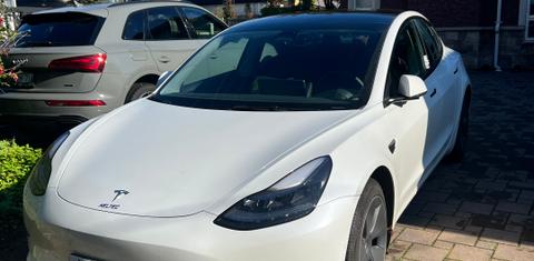Tesla Model 3 2022