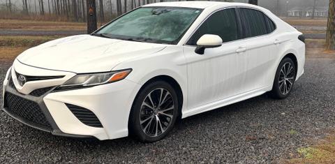 Toyota Camry 2019