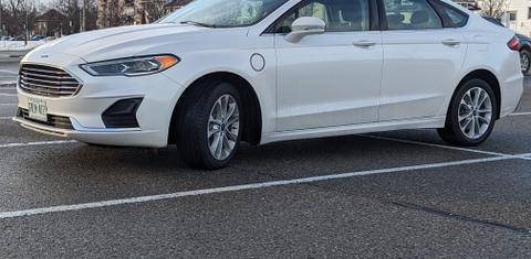Ford Fusion Energi 2020