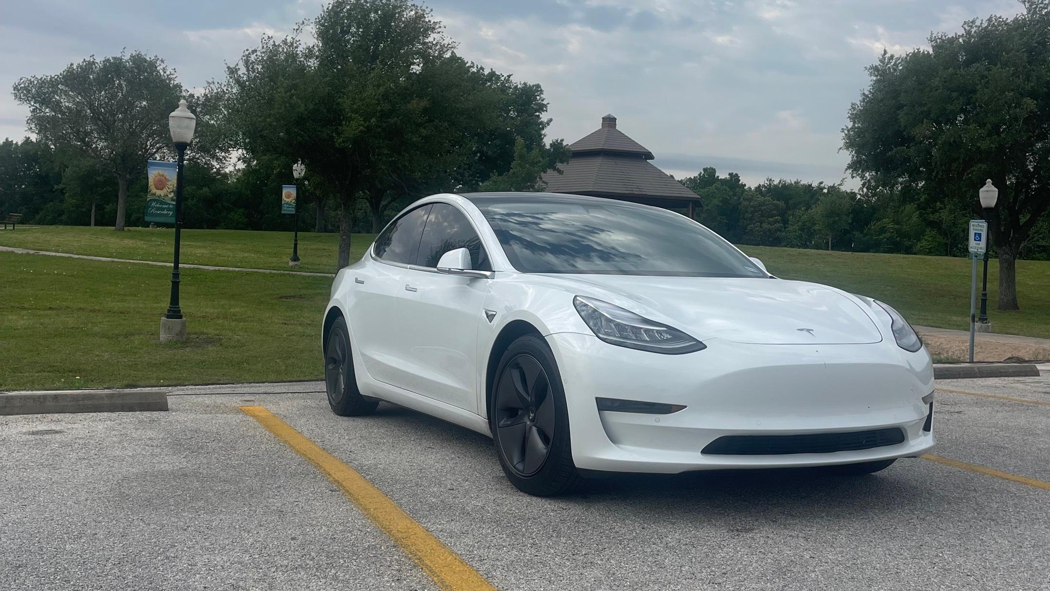 Tesla Model 3 2020 in Rosenberg, TX