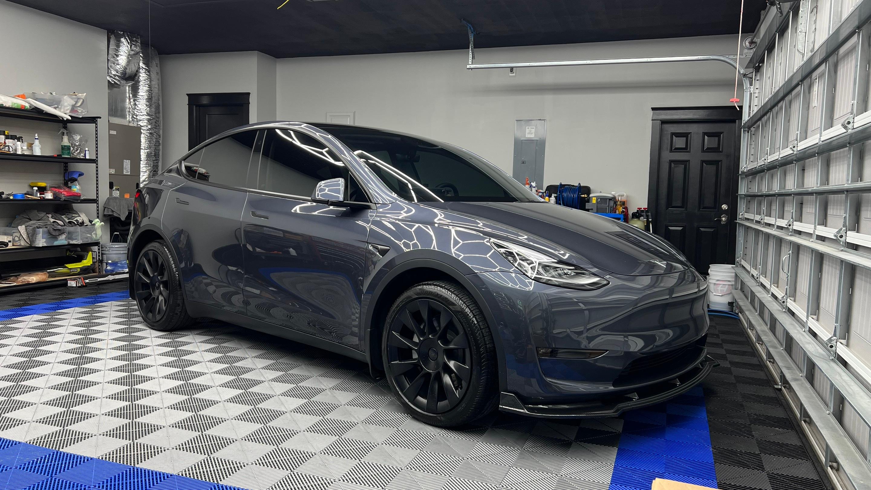 Tesla Model Y 2022 in Fleming Island, FL