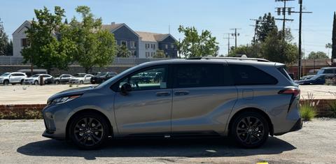 Toyota Sienna 2026