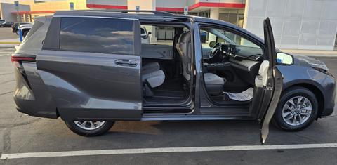 Toyota Sienna 2025