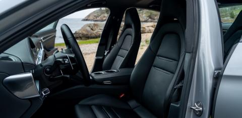 Porsche Panamera 2021