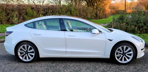 Tesla Model 3 2020