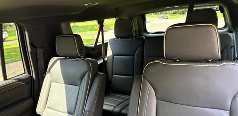 Chevrolet Suburban 2023