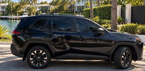 Toyota RAV4 Hybrid 2026